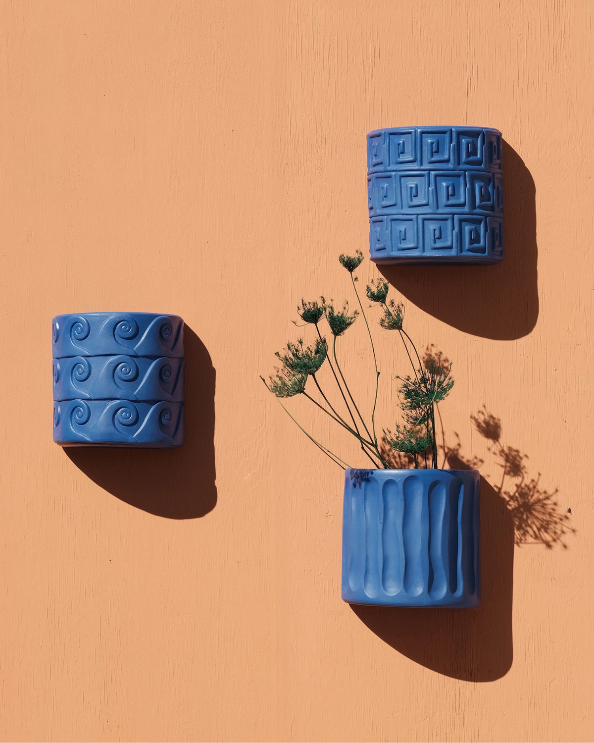 Terracotta Wall Vase Onde Blue-thumbmail-4