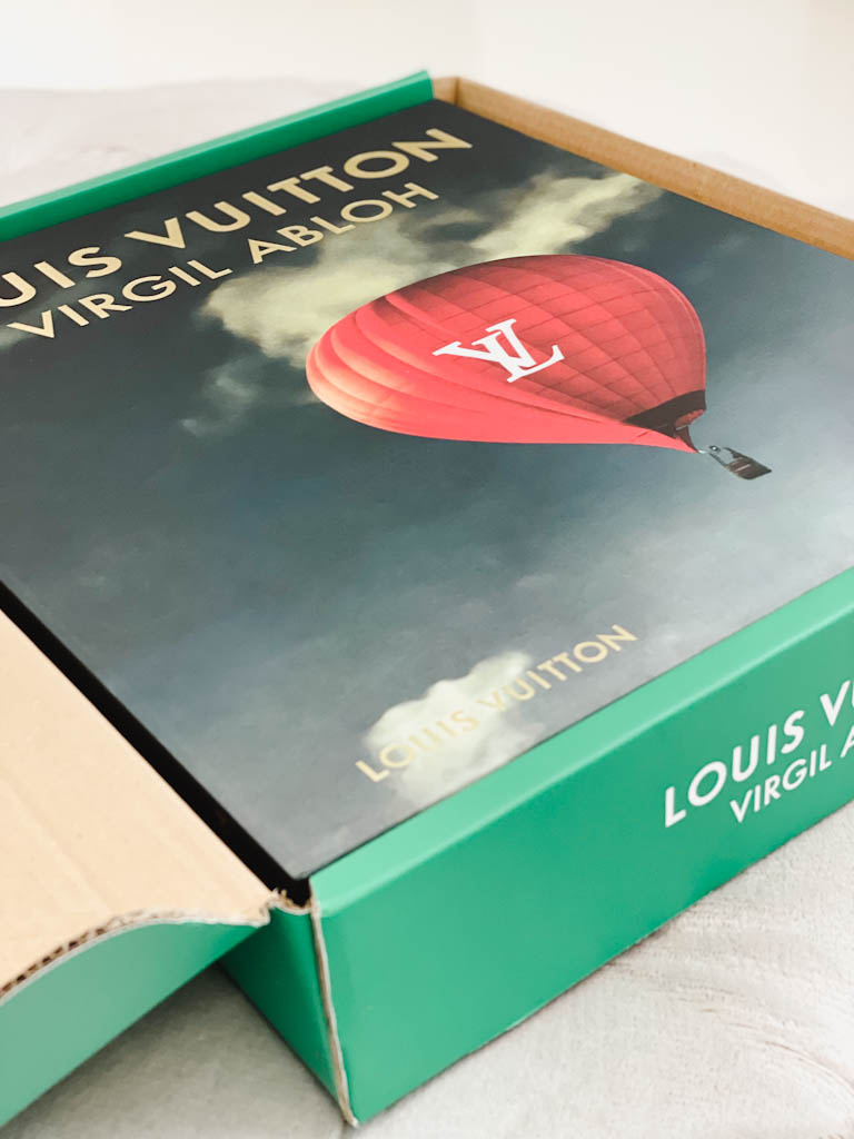 Home :: SHOP FOR HOME :: Collectibles :: Louis Vuitton: Virgil Abloh  (english version) Book - The Real Luxury