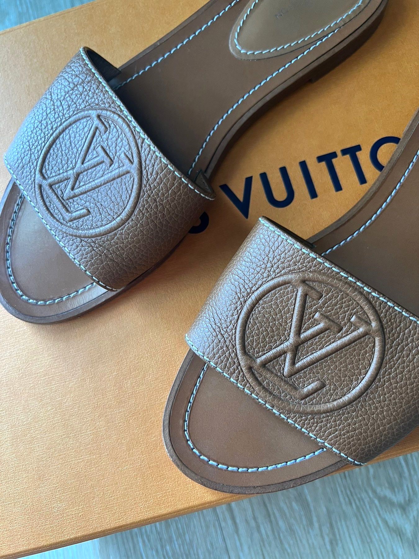 Women :: Shoes :: Louis Vuitton Lock It Leather Mules Beige - The Real  Luxury