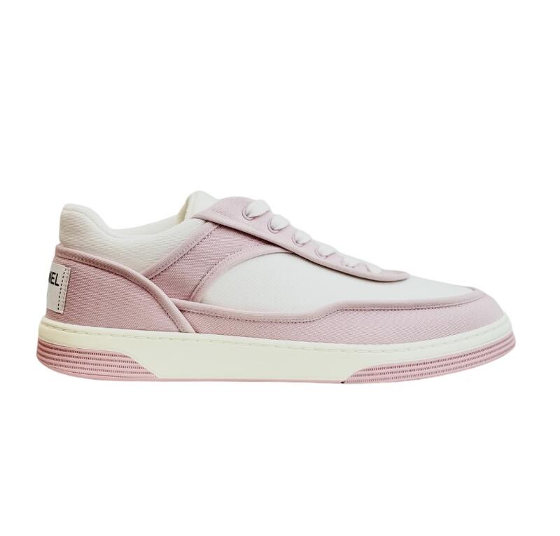 Chanel Interlocking CC Logo Sneakers in Pink